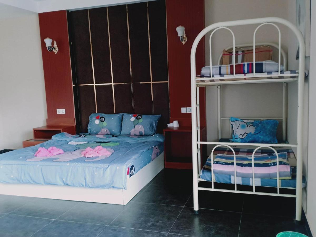Pat Pat Guesthouse Sihanoukville Exterior photo