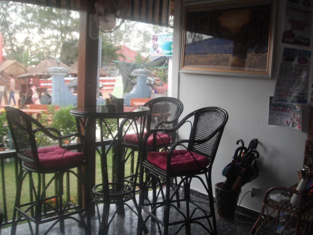 Pat Pat Guesthouse Sihanoukville Exterior photo