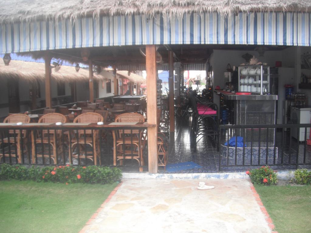 Pat Pat Guesthouse Sihanoukville Exterior photo