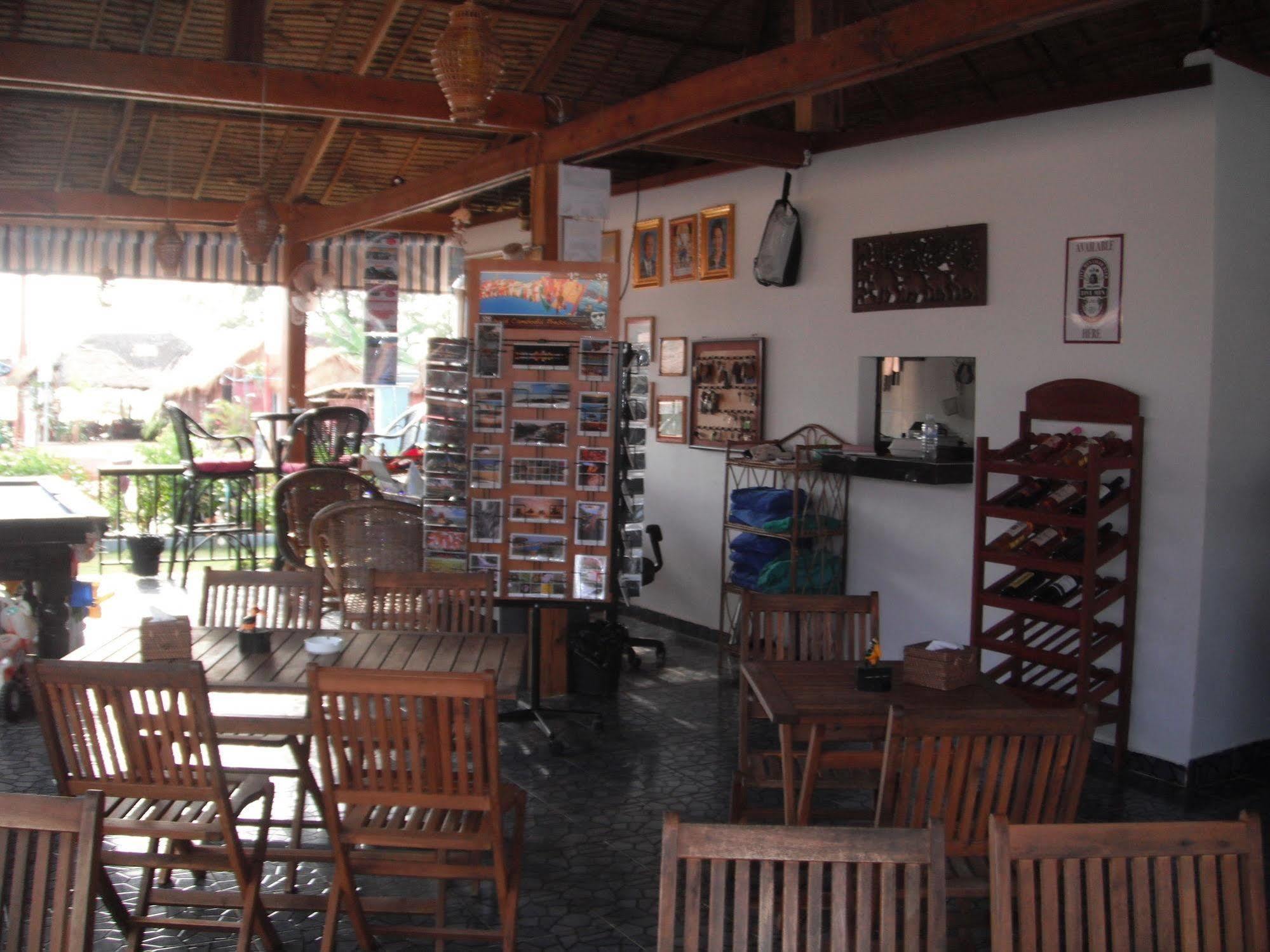 Pat Pat Guesthouse Sihanoukville Exterior photo